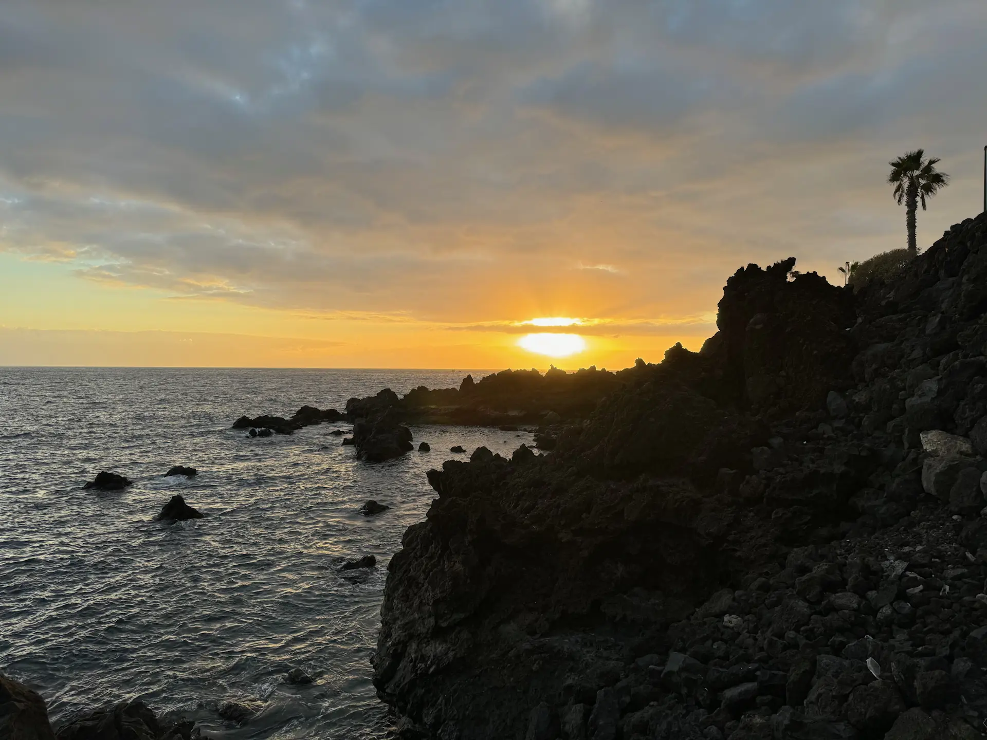 Playa San Juan o zachodzie słońca